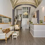 לינה וארוחת בוקר Relais 3*